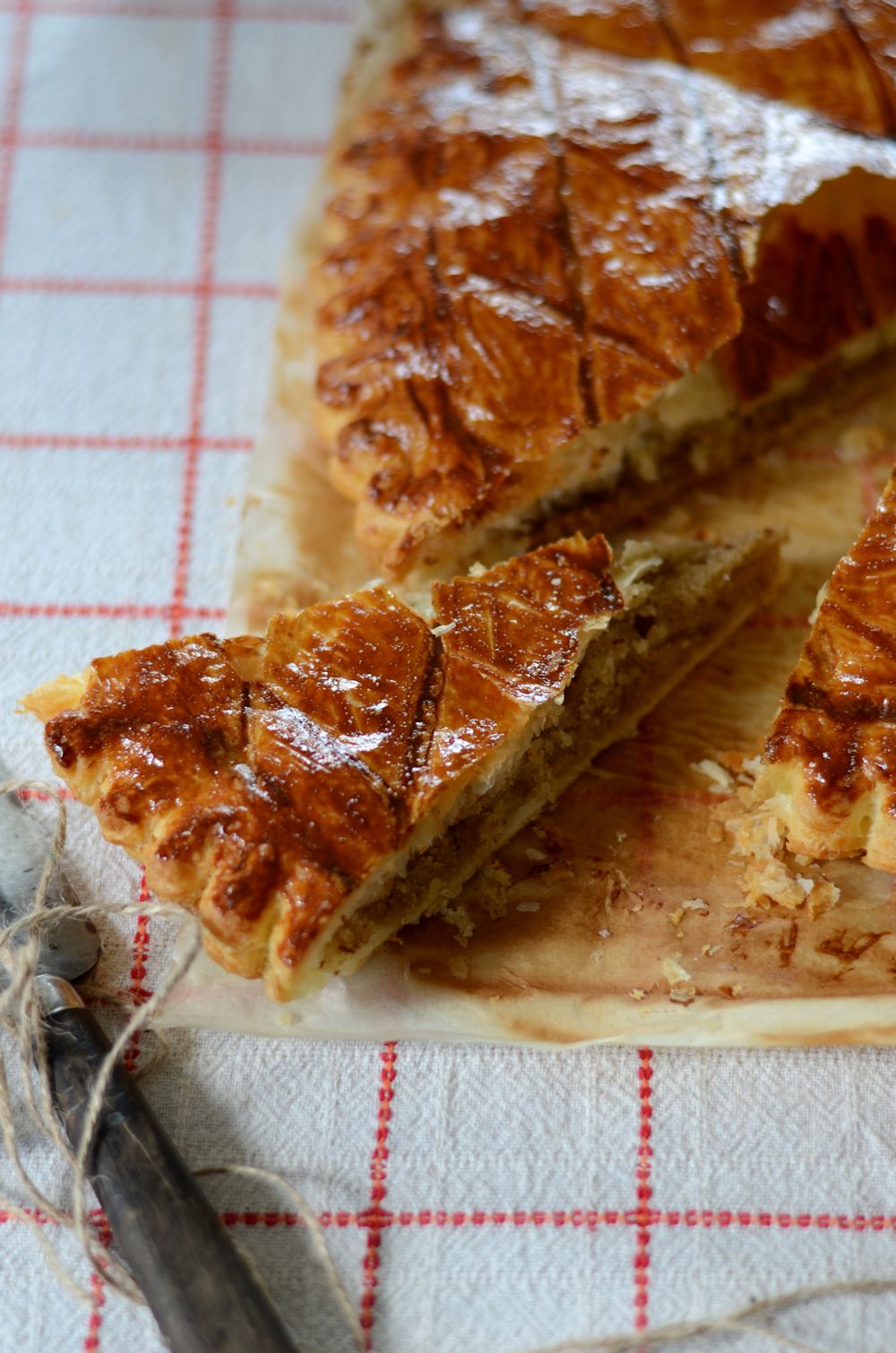 Galette des rois maison à la frangipane