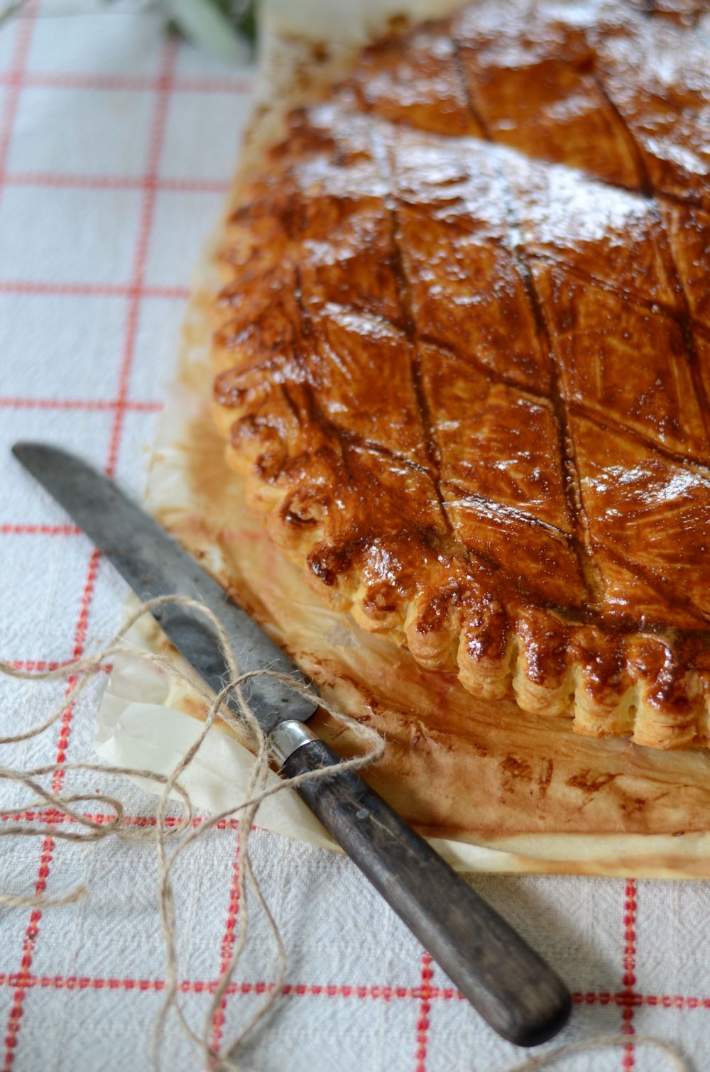 Galette des rois maison à la frangipane